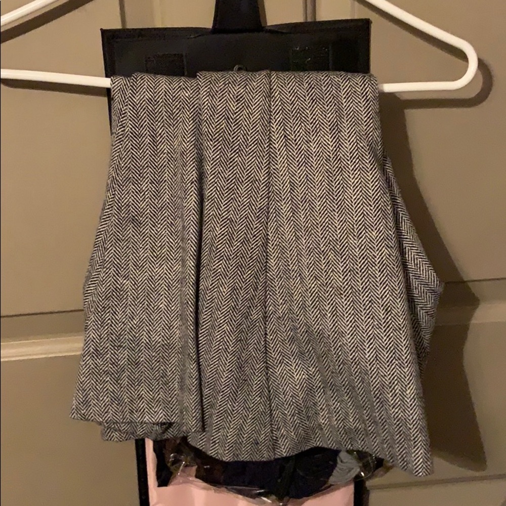Houndstooth skirt